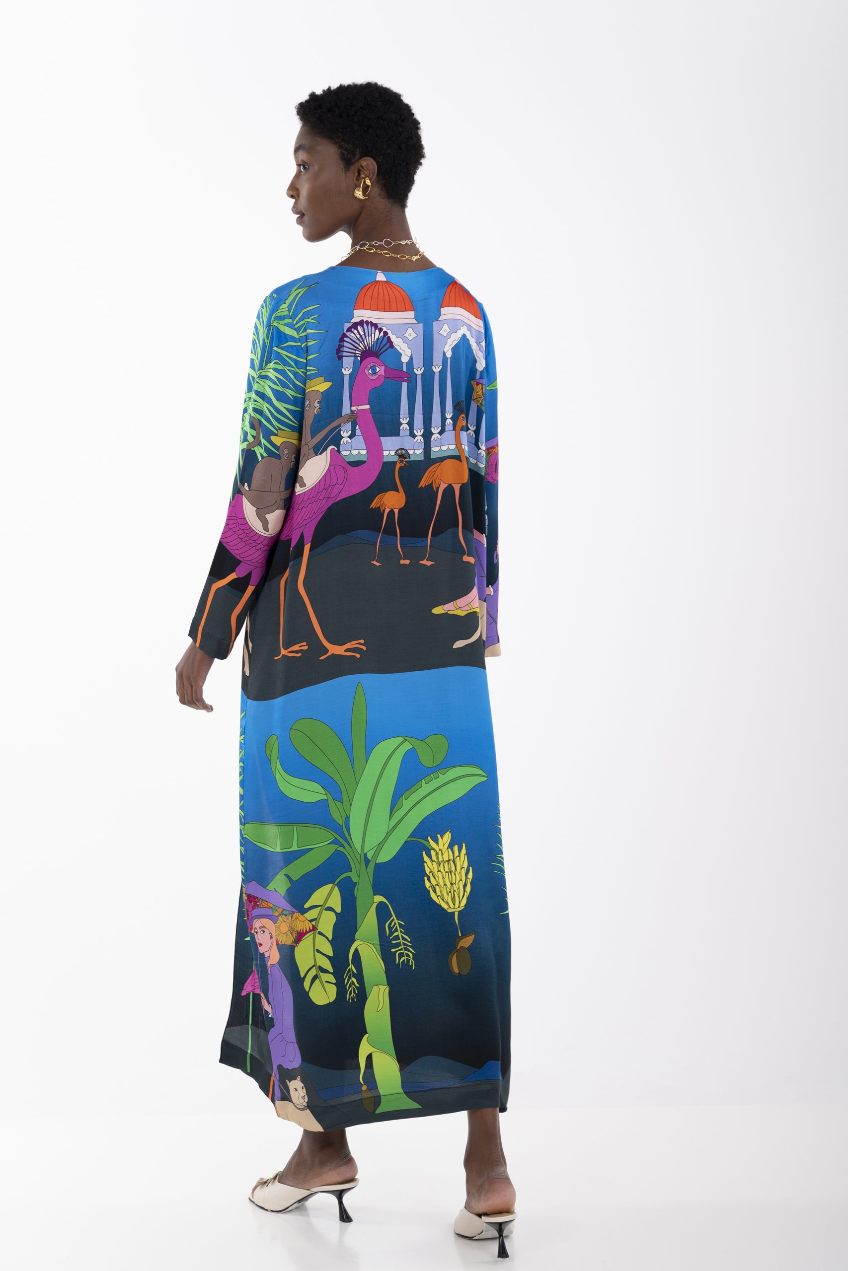 The lady dress b